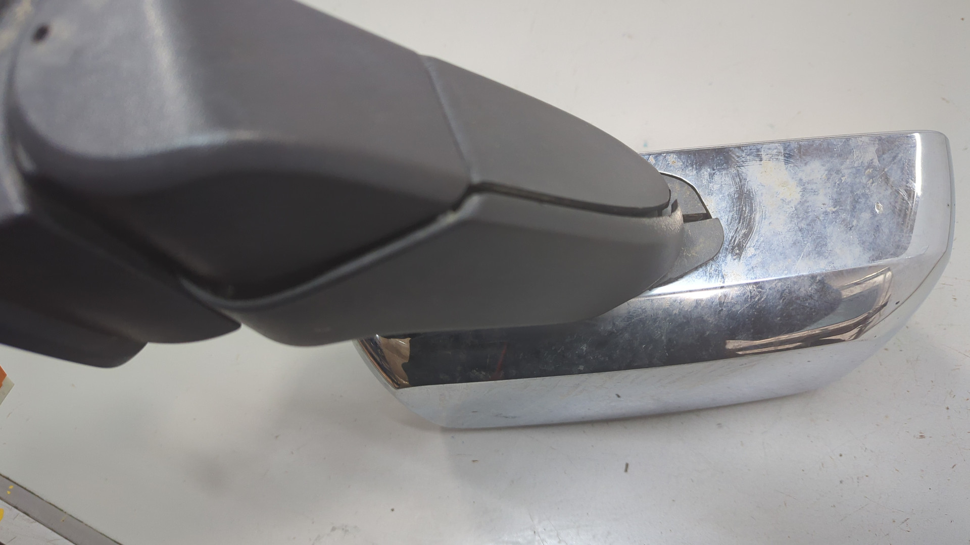 Зеркало правое электрическое