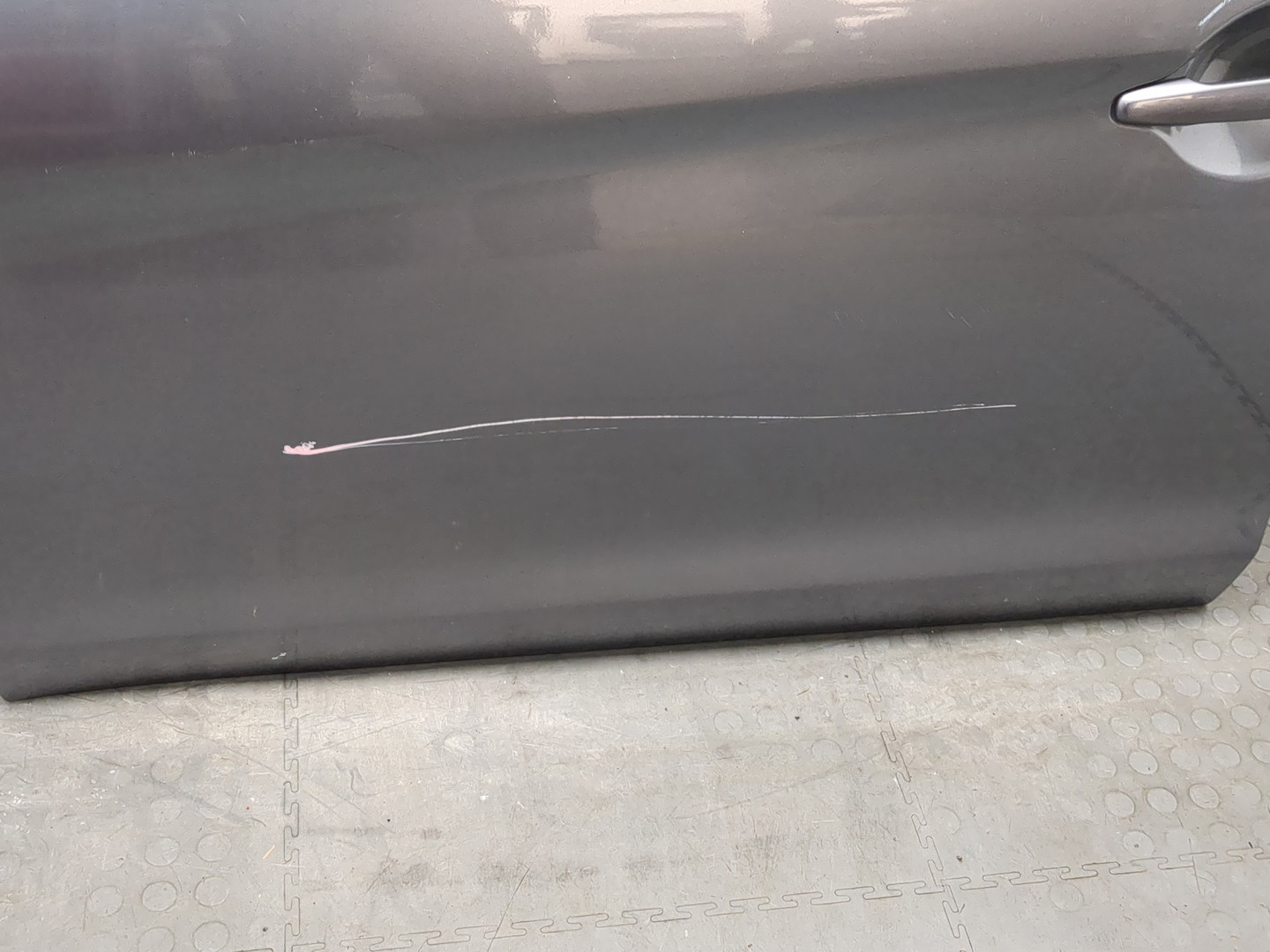 Дверь передняя левая