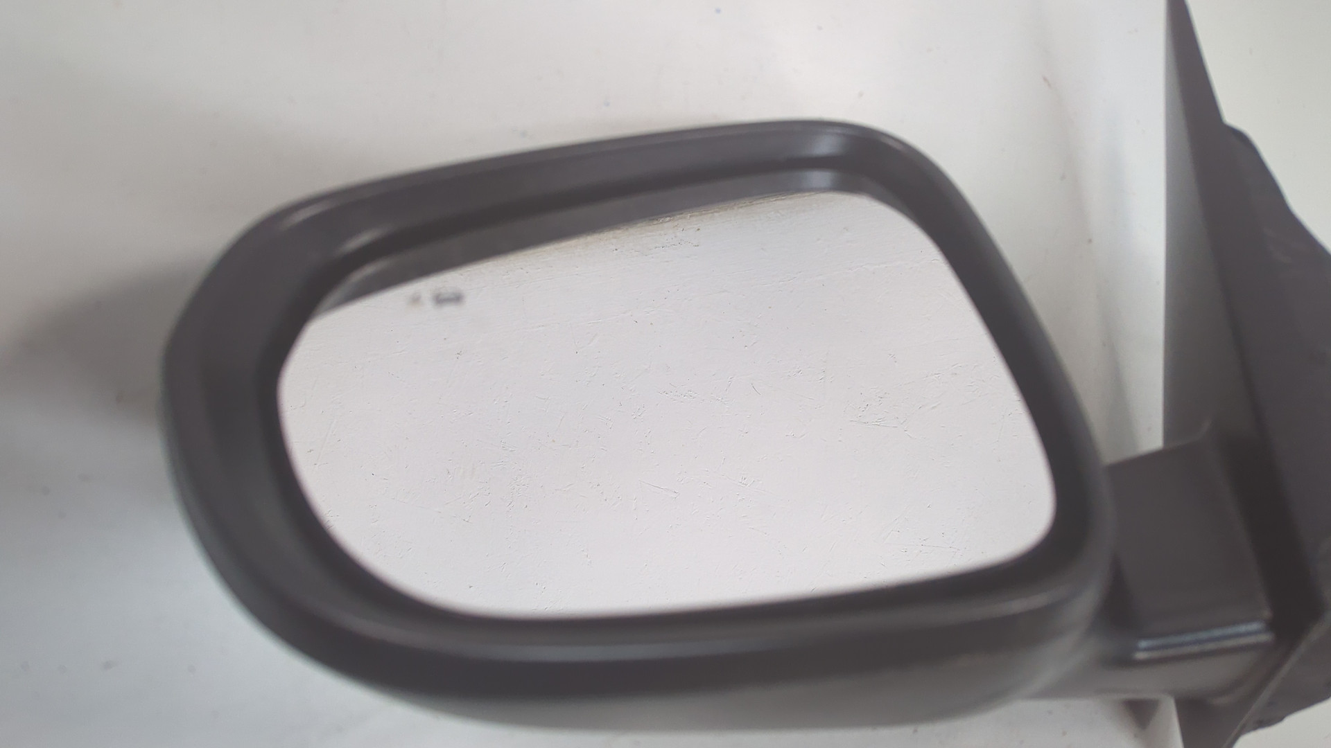 Зеркало левое электрическое