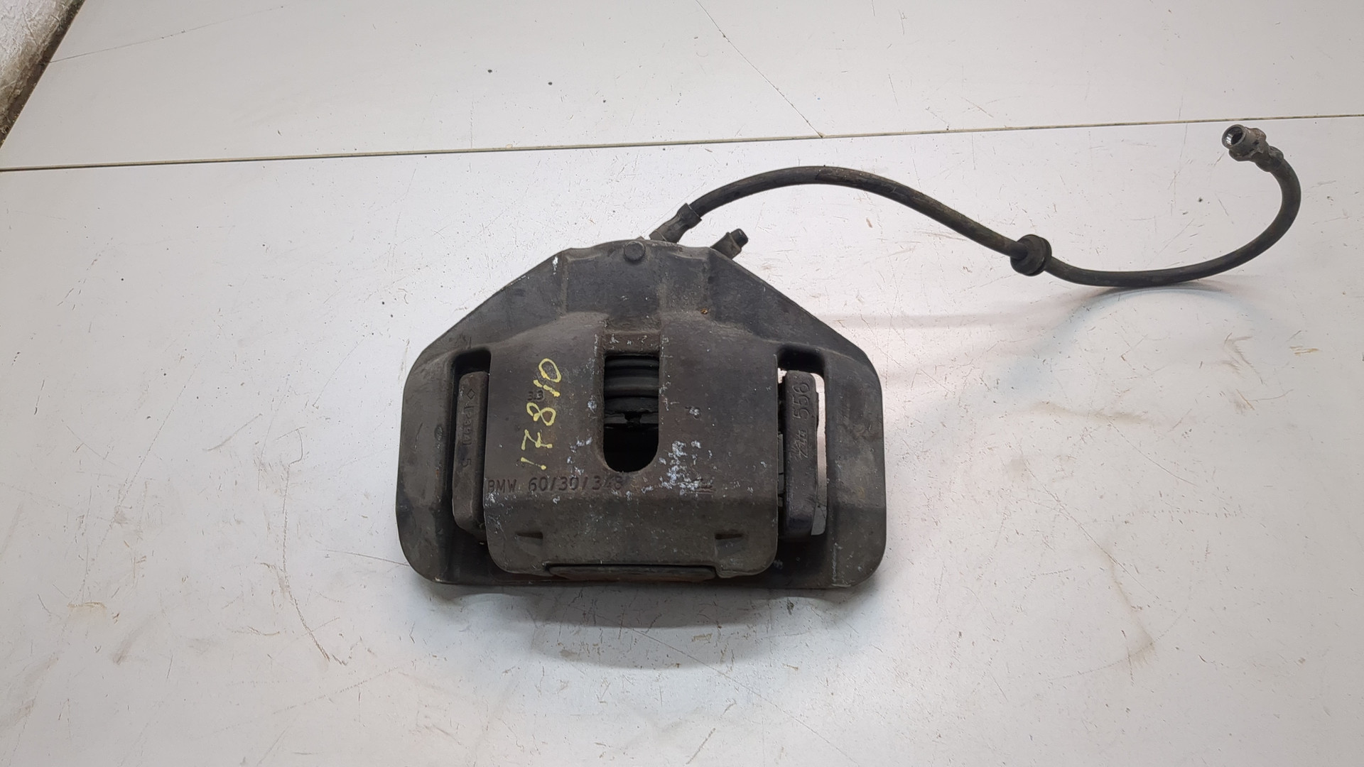 Суппорт передний правый