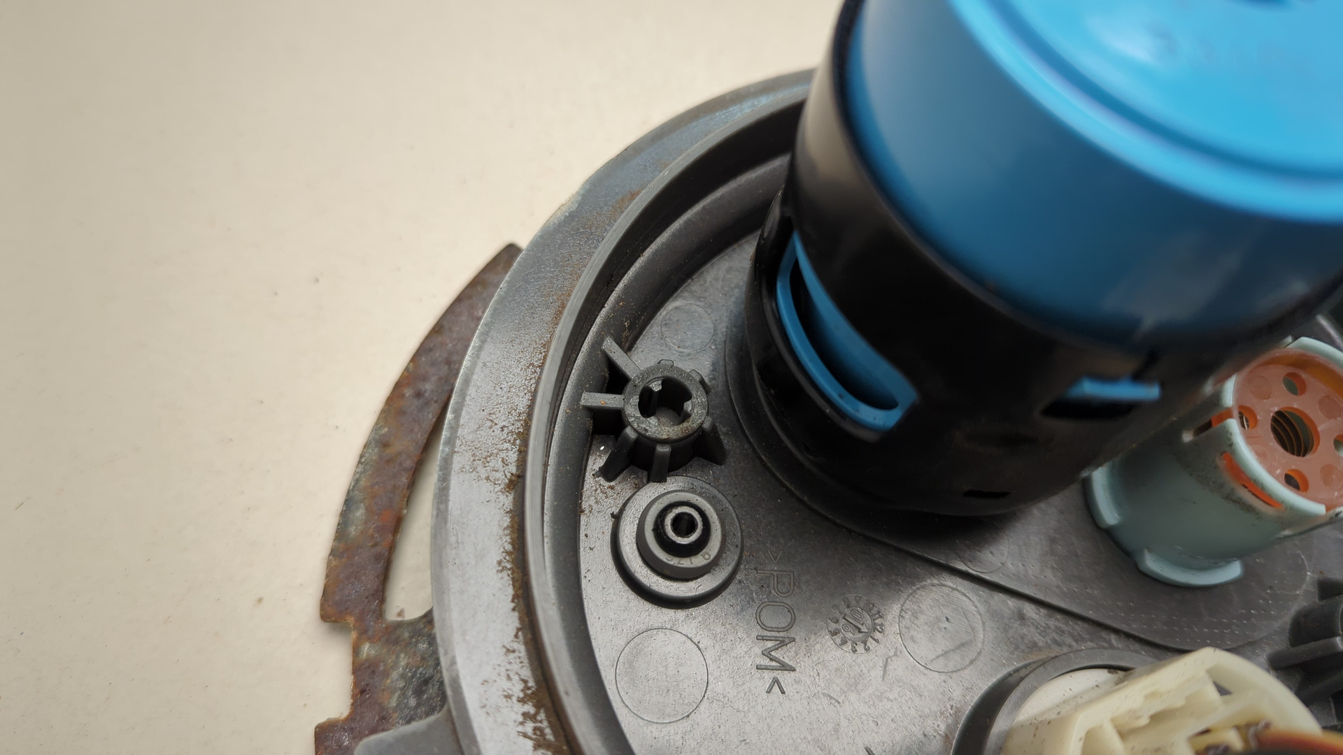 Насос топливный электрический