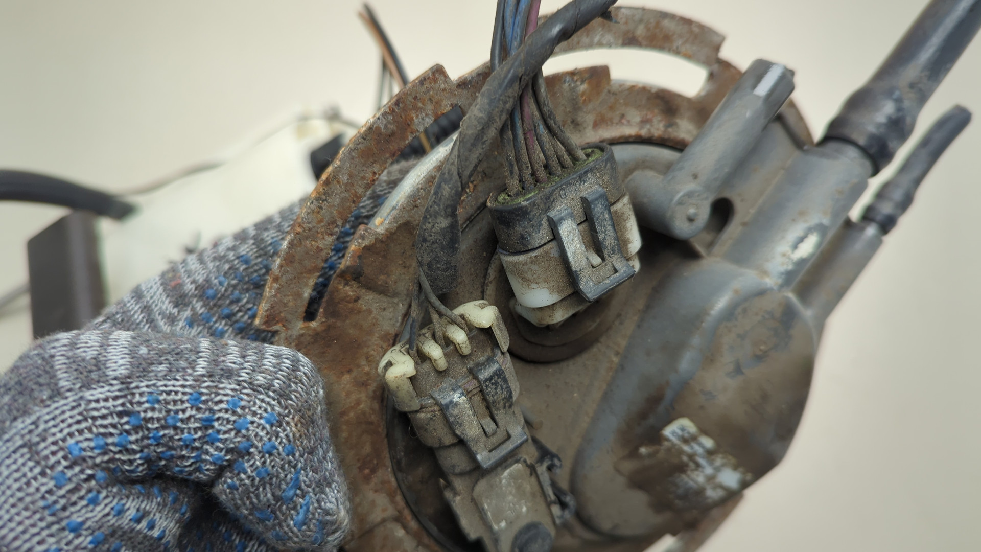 Насос топливный электрический