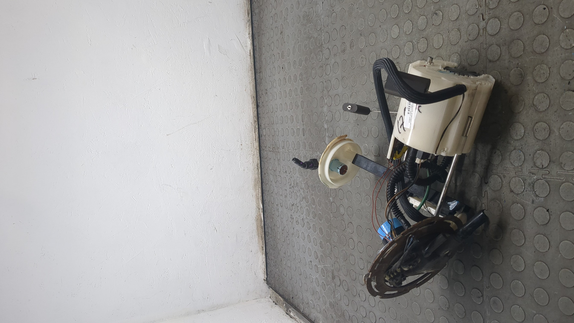 Насос топливный электрический