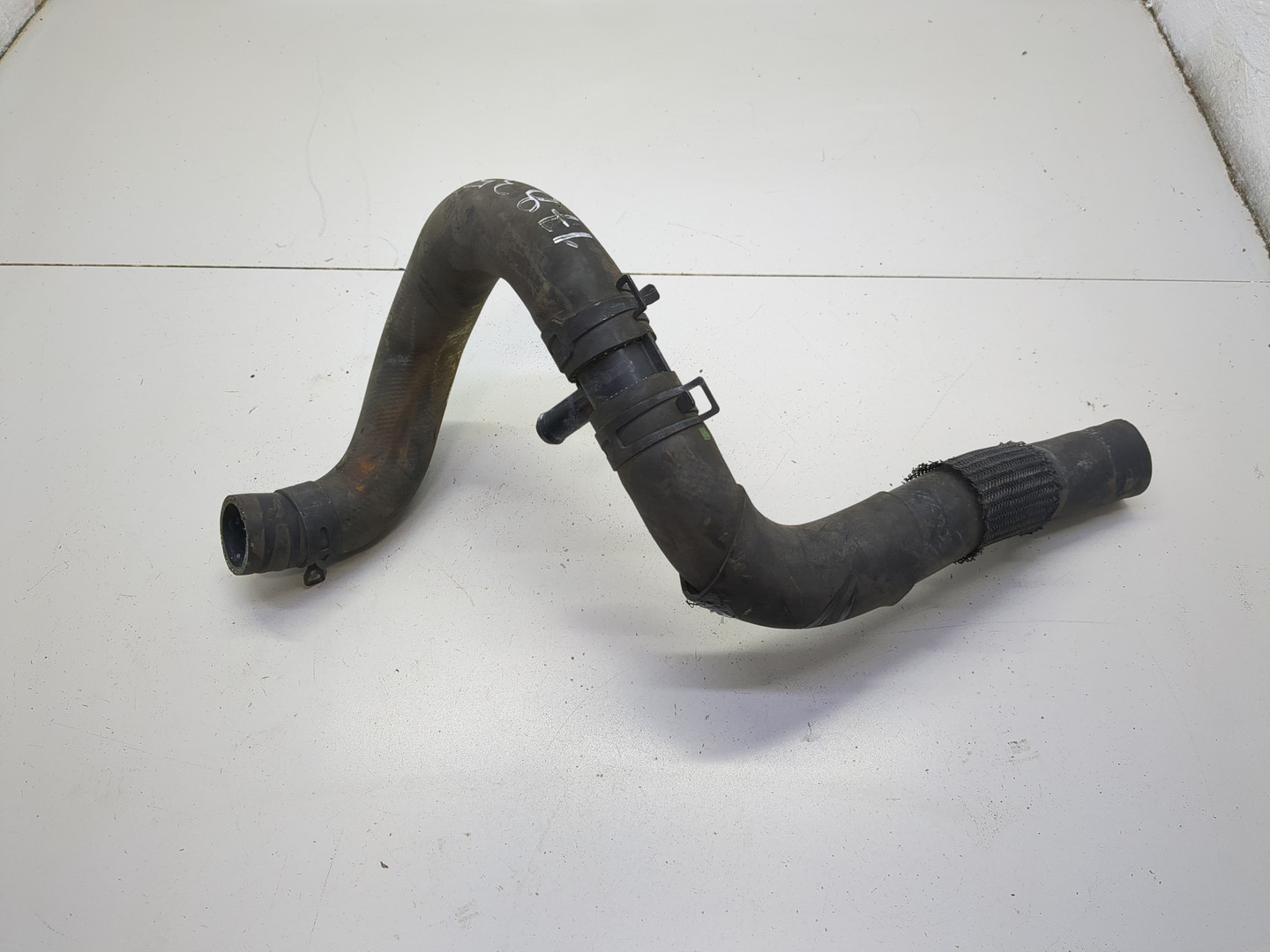 Шланг системы охлаждения