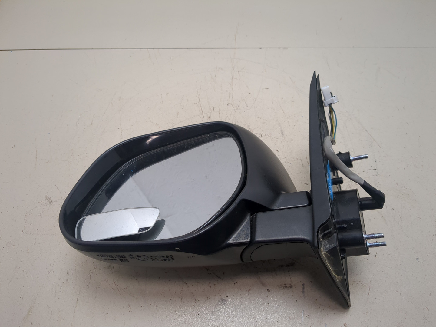 Зеркало левое электрическое