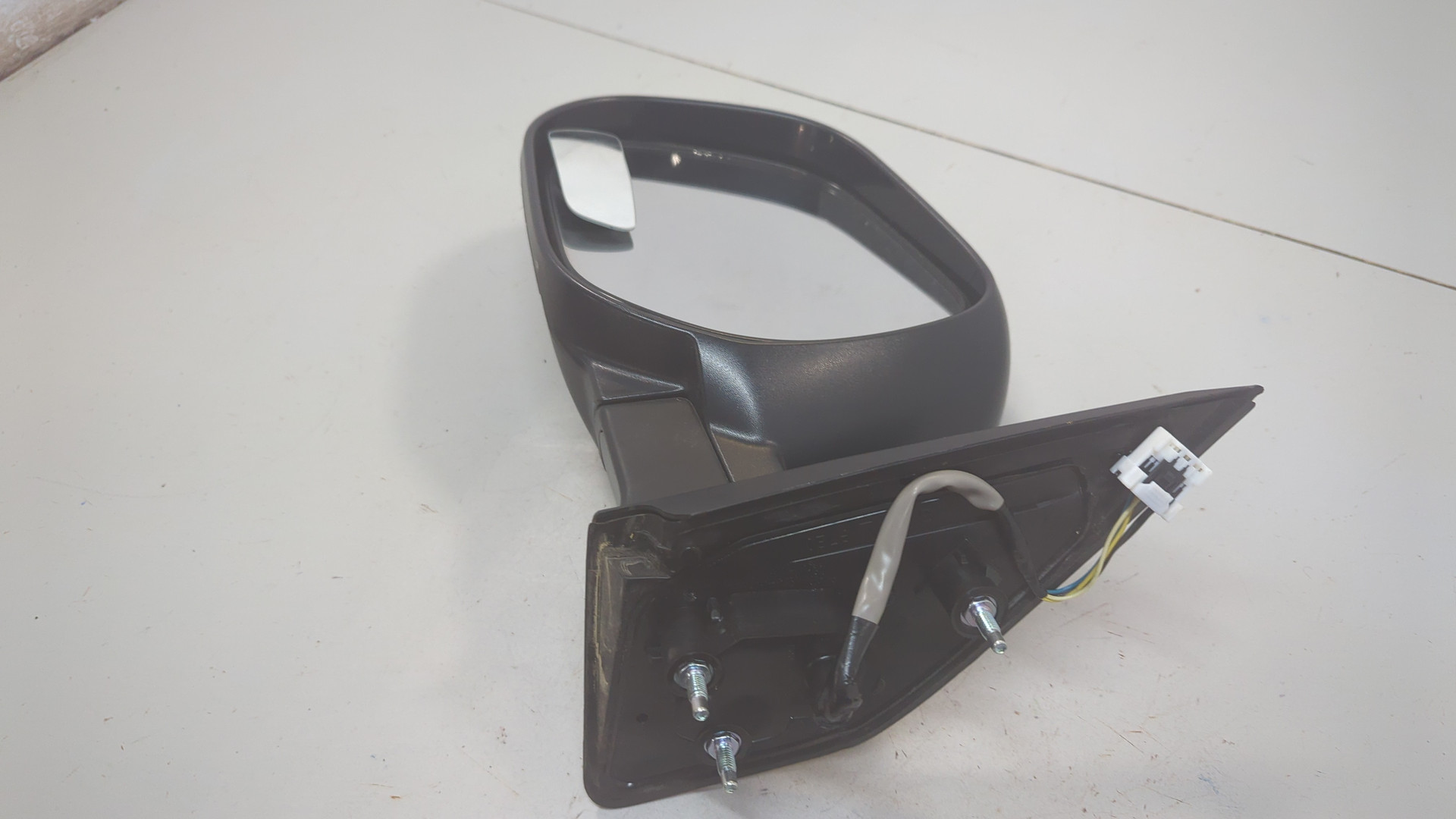 Зеркало левое электрическое