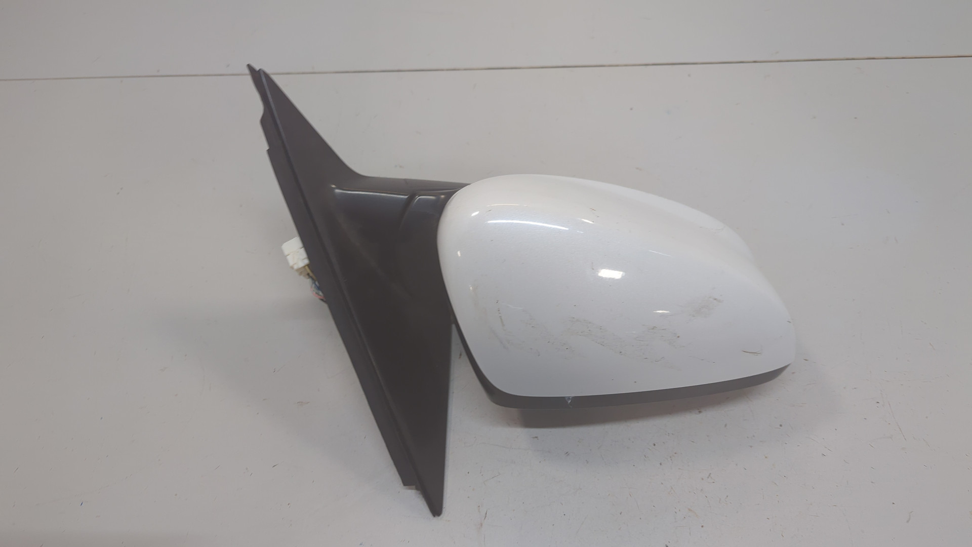 Зеркало правое электрическое