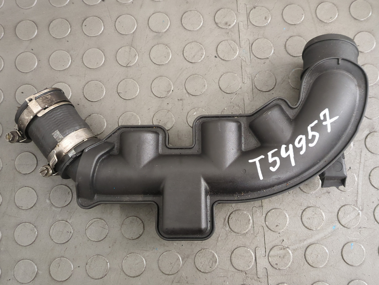 Патрубок интеркулера