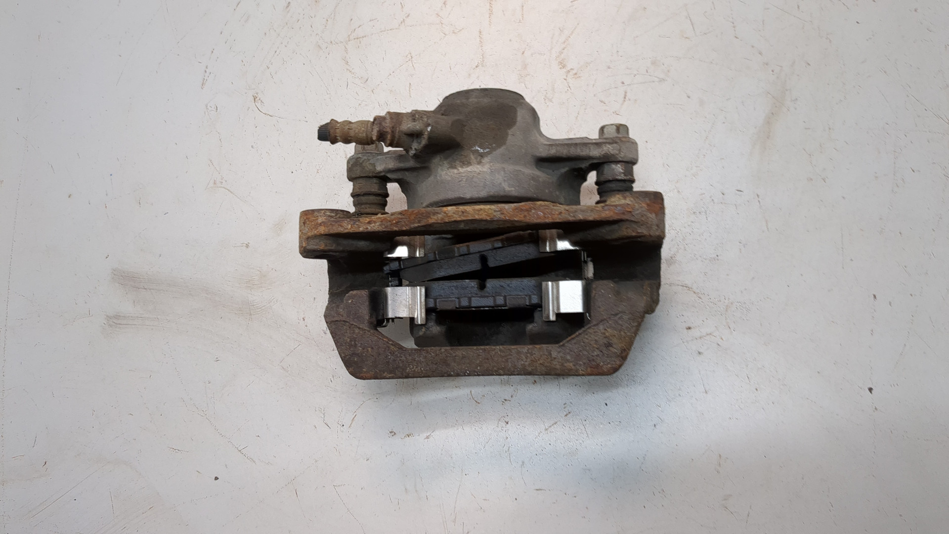 Суппорт задний правый