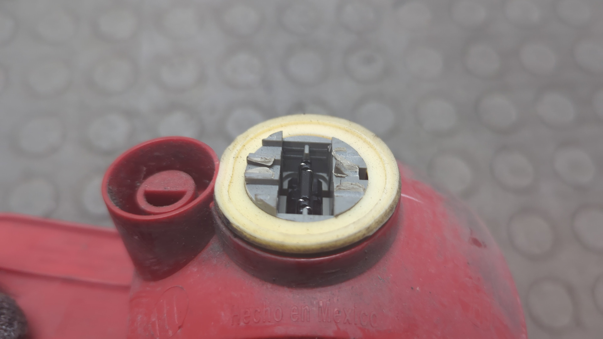 Фонарь задний