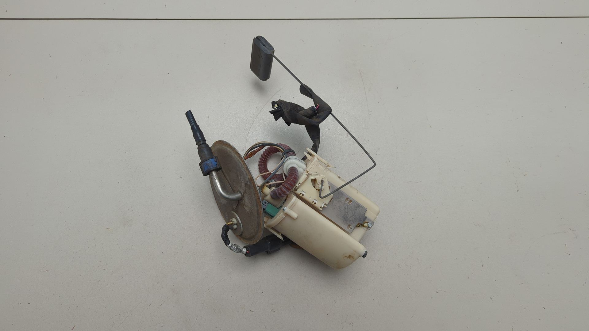 Насос топливный электрический