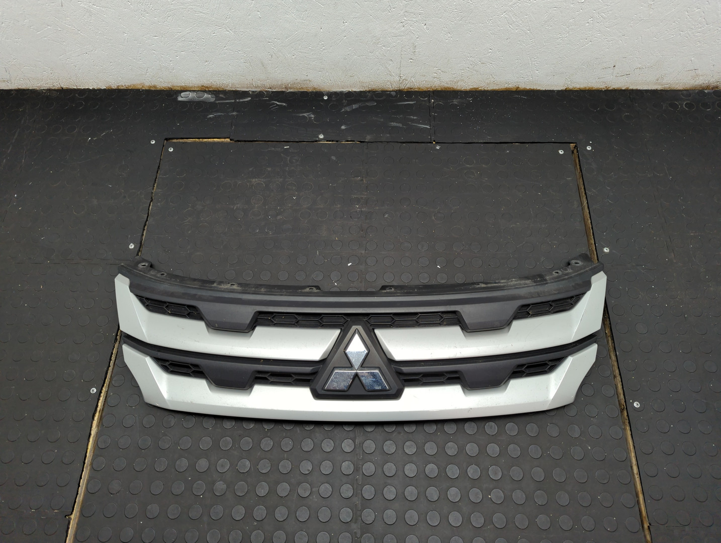 Решетка радиатора