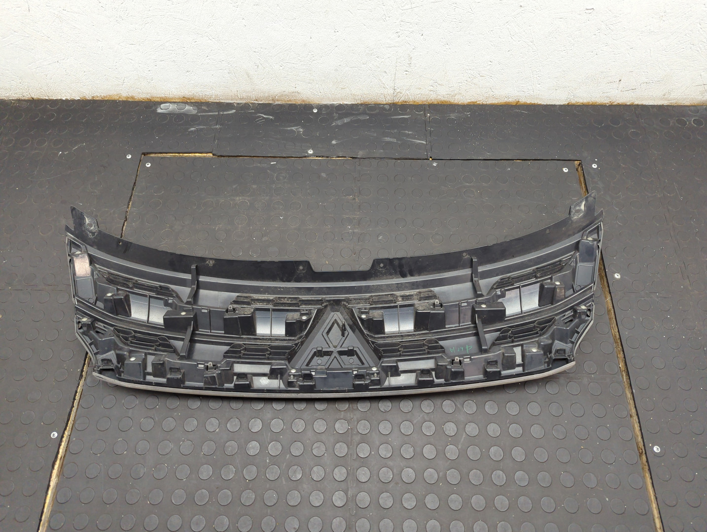 Решетка радиатора