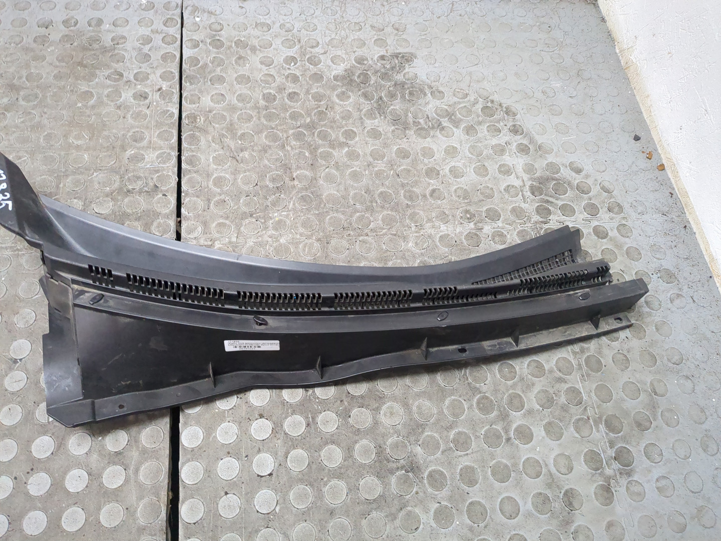 Решетка стеклоочистителей (Жабо)