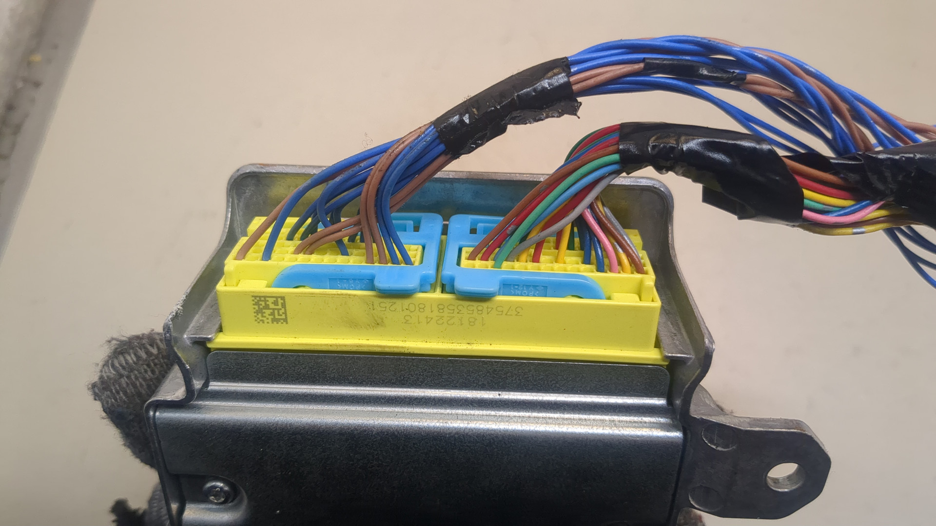 Блок управления подушек безопасности (AIR BAG)