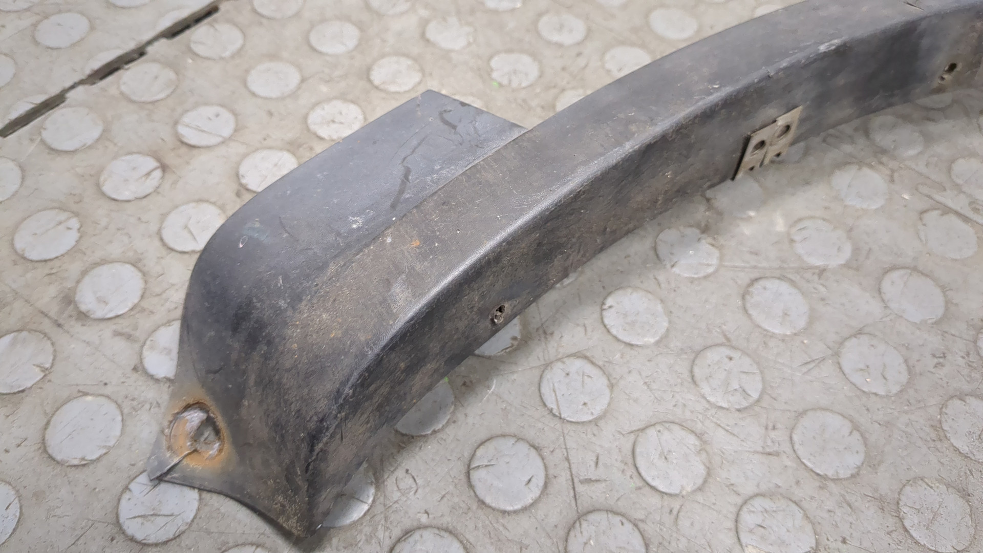 Молдинг заднего крыла правого