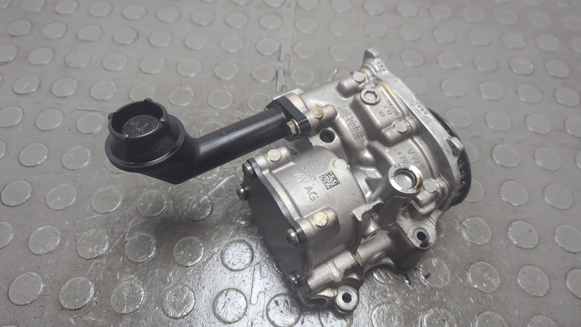 Насос масляный