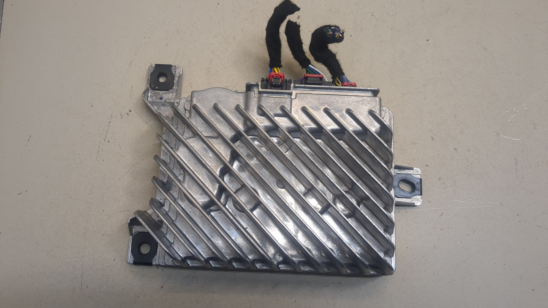 Усилитель акустической системы