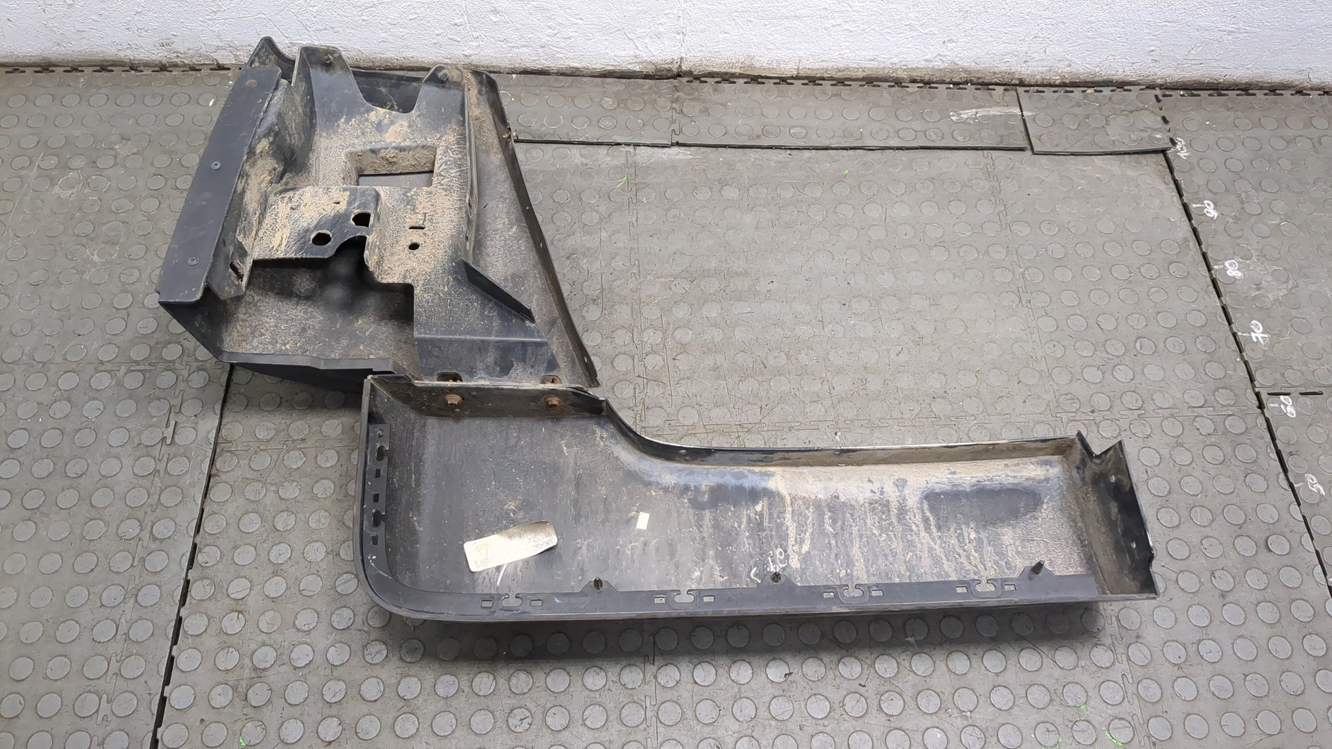 Крыло заднее правое