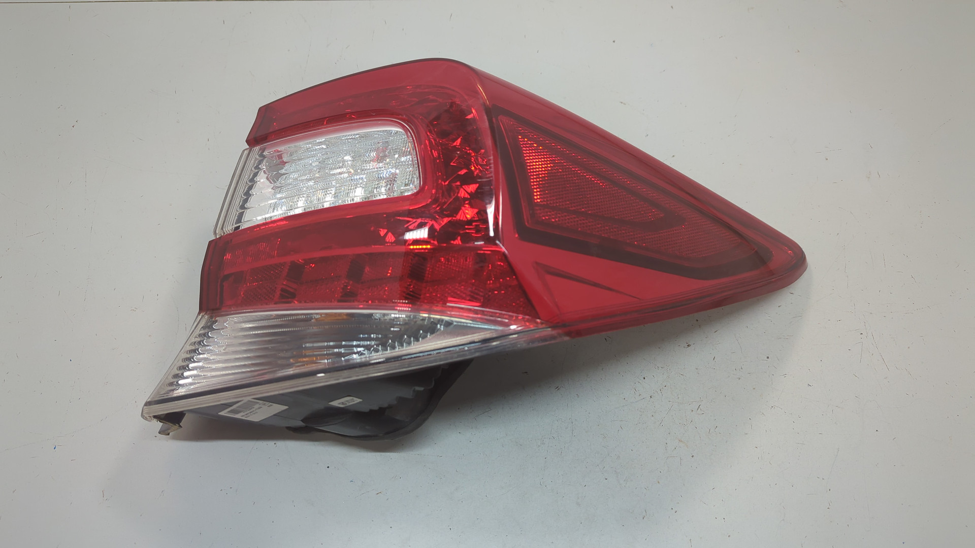 Фонарь задний левый