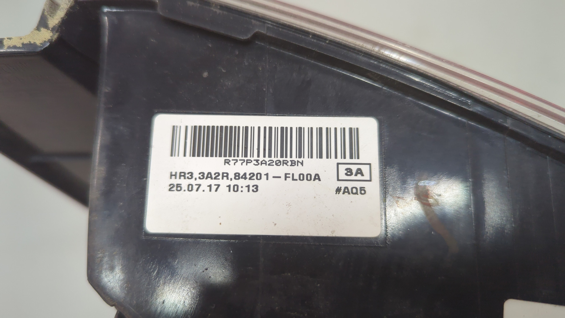 Фонарь задний левый