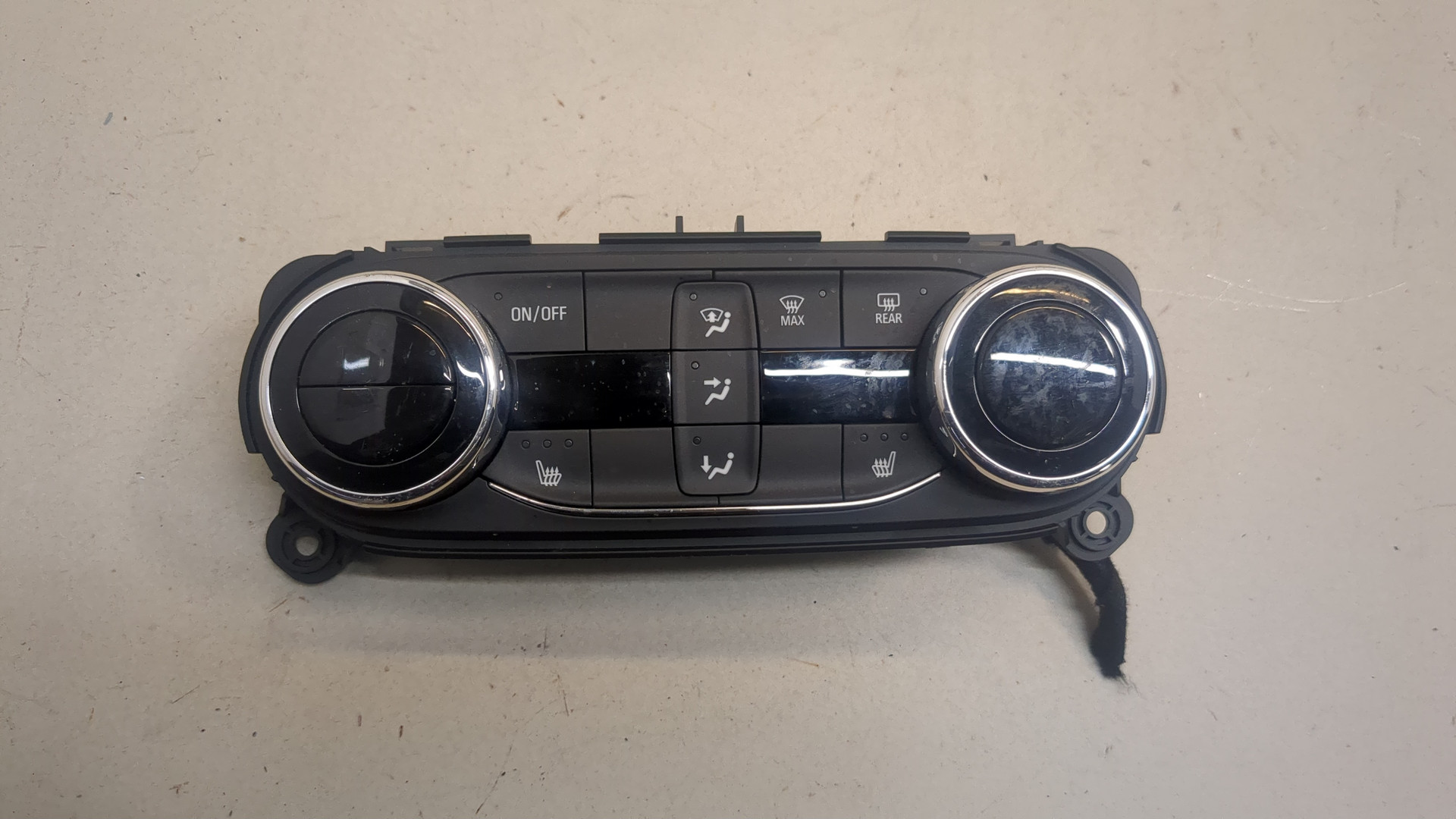 Переключатель отопителя