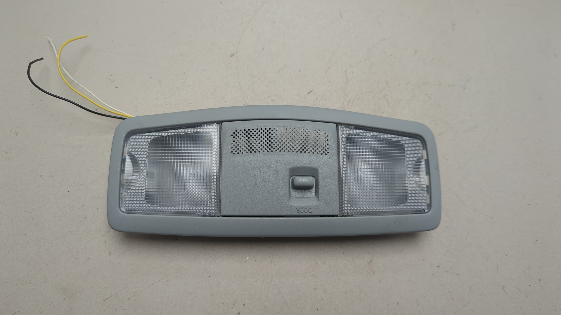 Плафон салонный