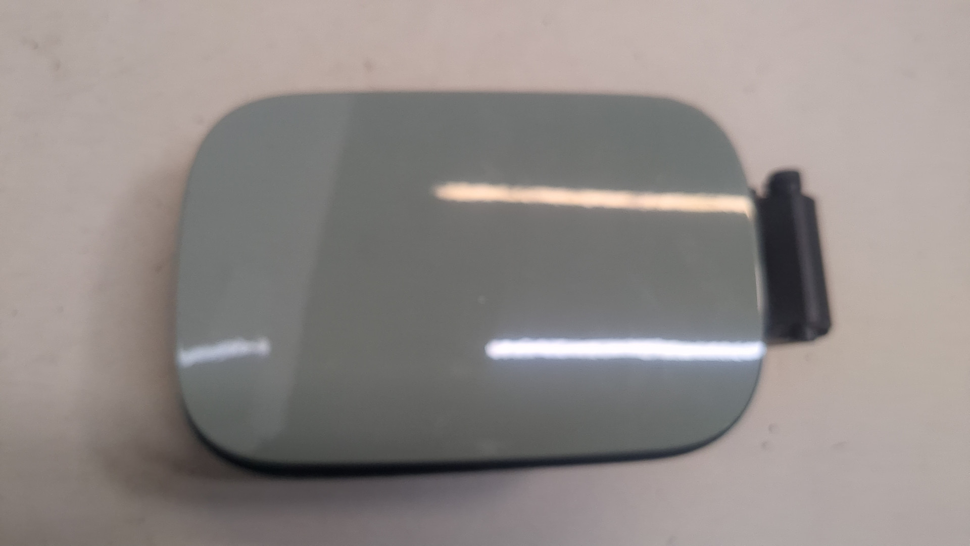 Лючок бензобака