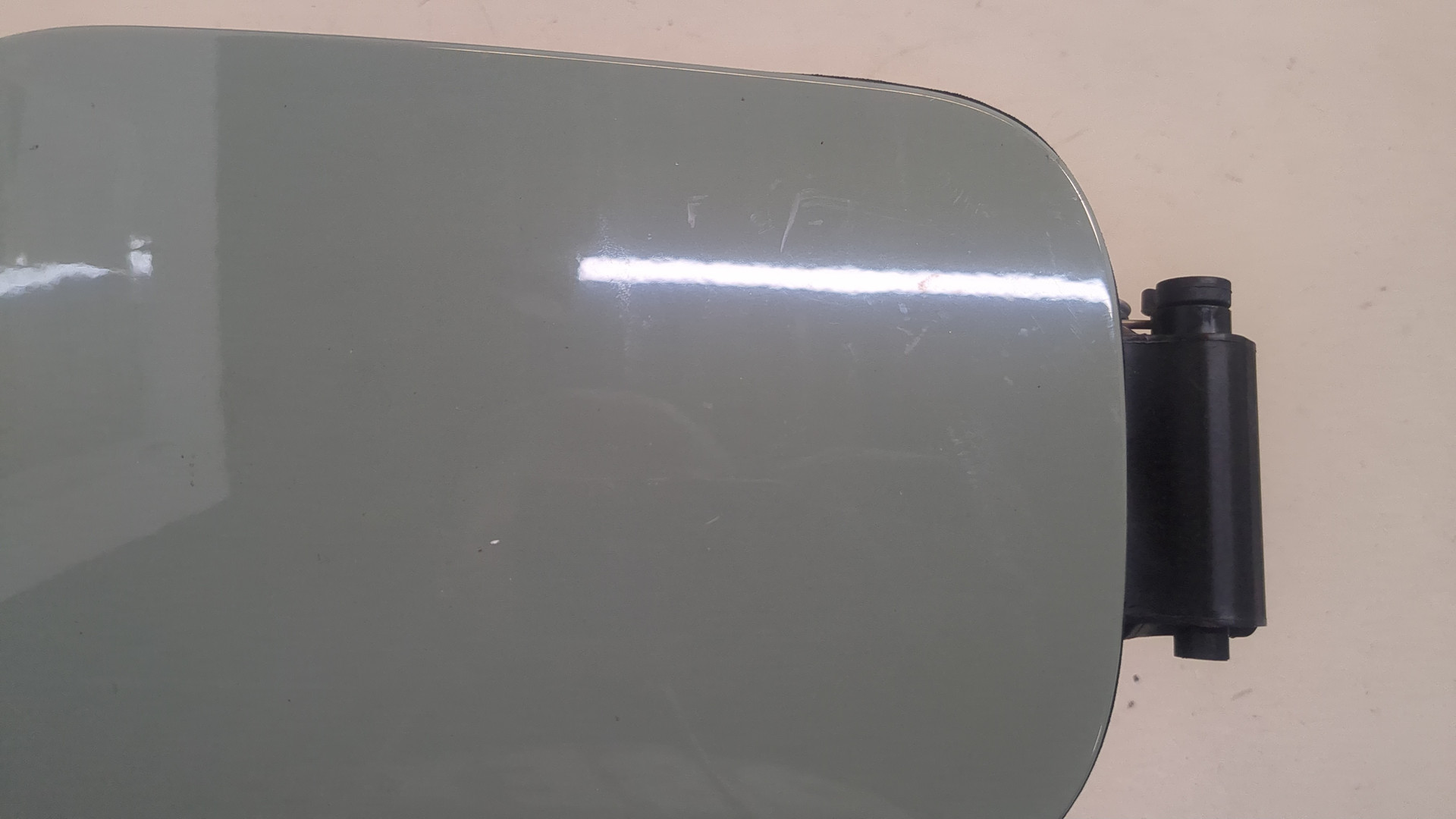 Лючок бензобака