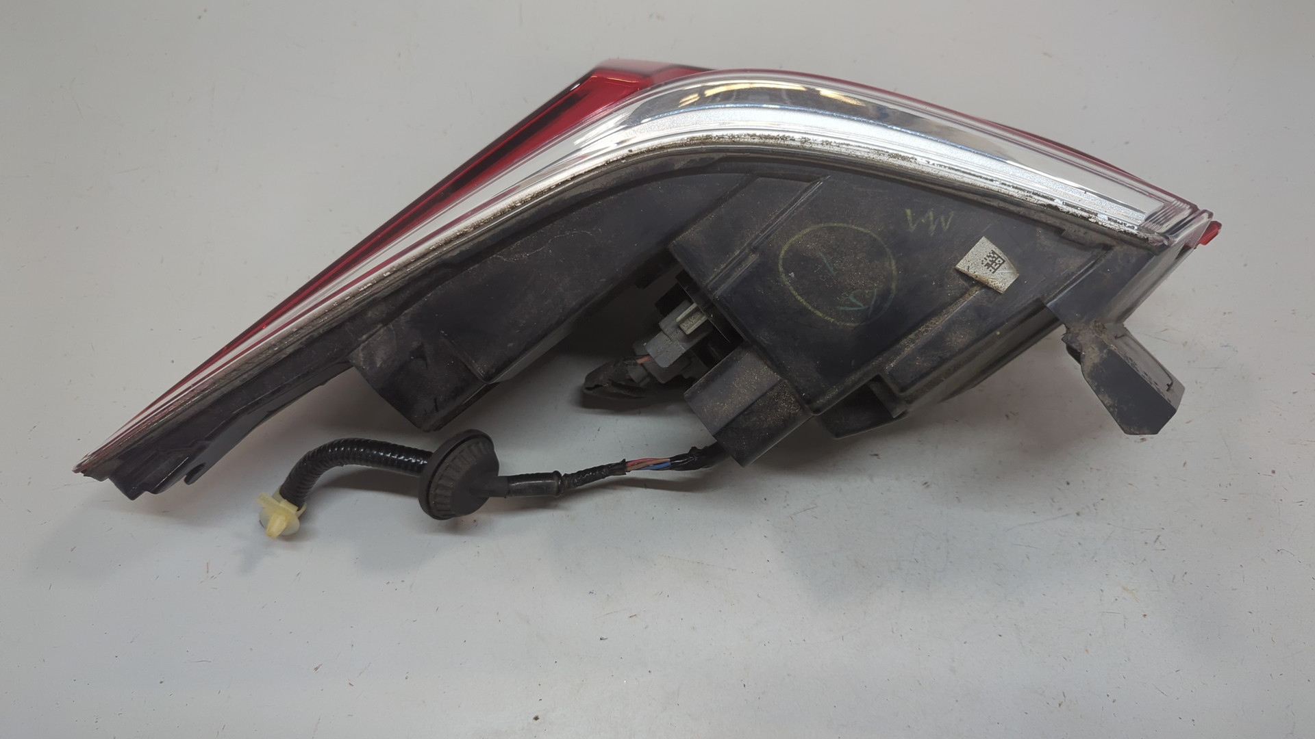 Фонарь задний правый