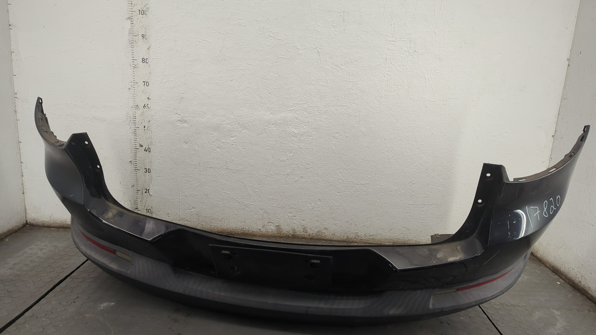 Бампер задний