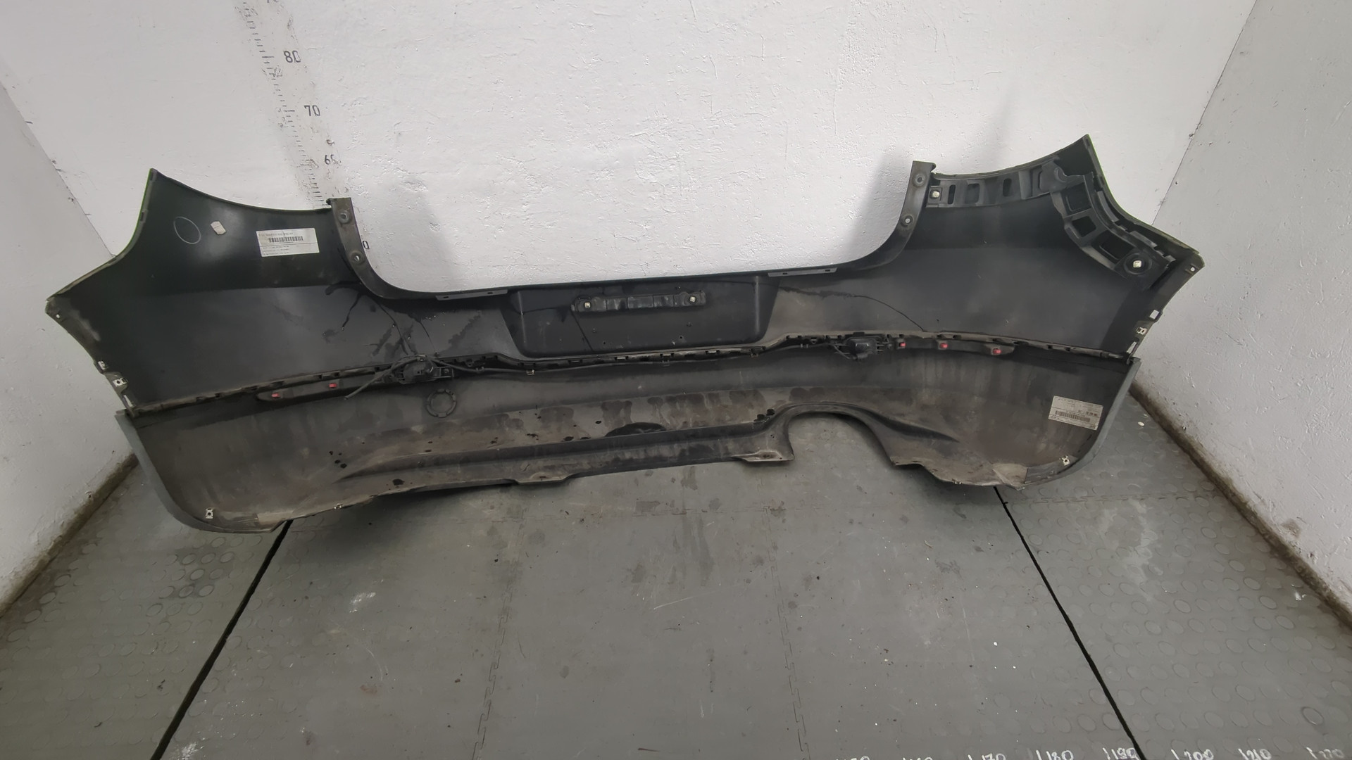 Бампер задний