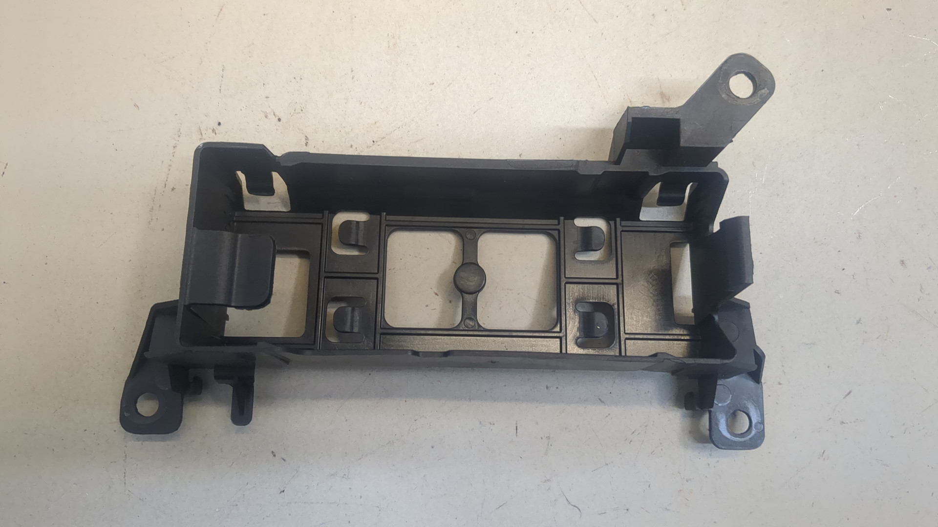 Кронштейн электронного блока управления / контроля