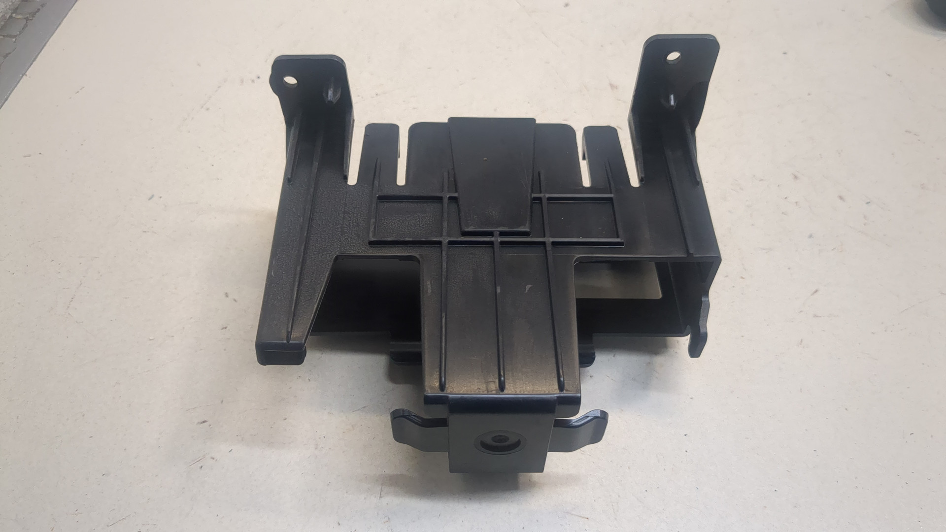 Кронштейн электронного блока управления / контроля