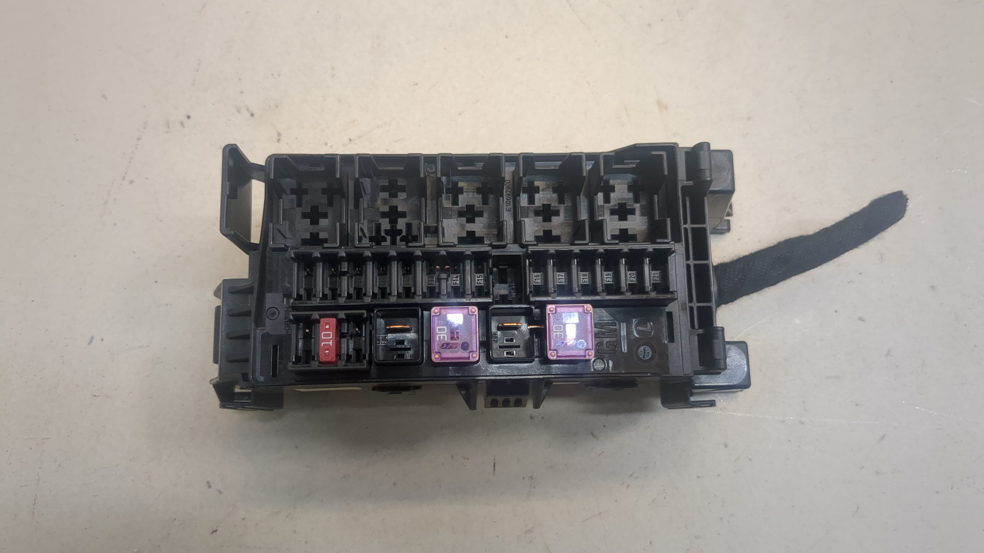 Блок предохранителей