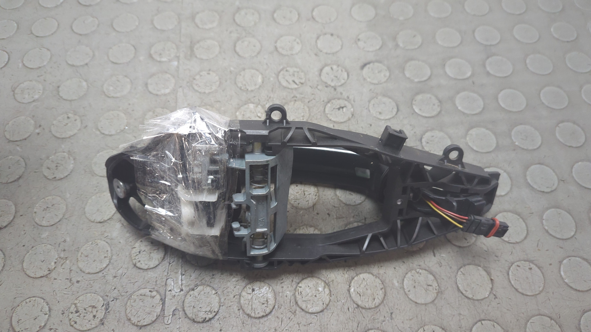 Ручка двери наружная