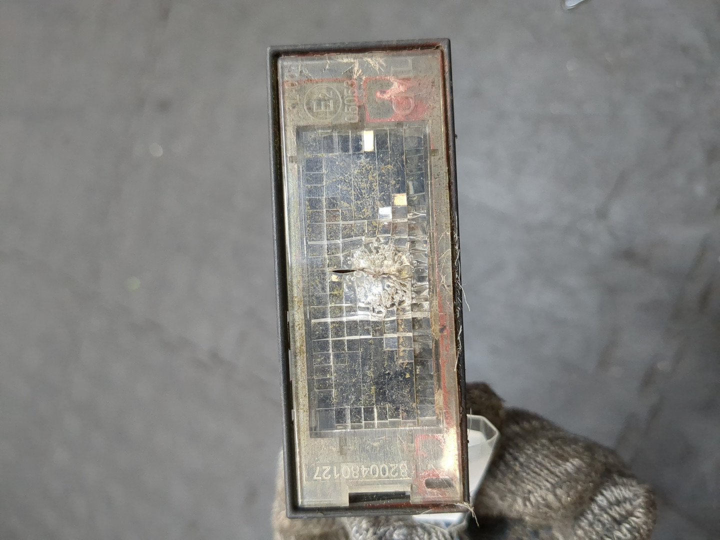 Фонарь подсветки номера