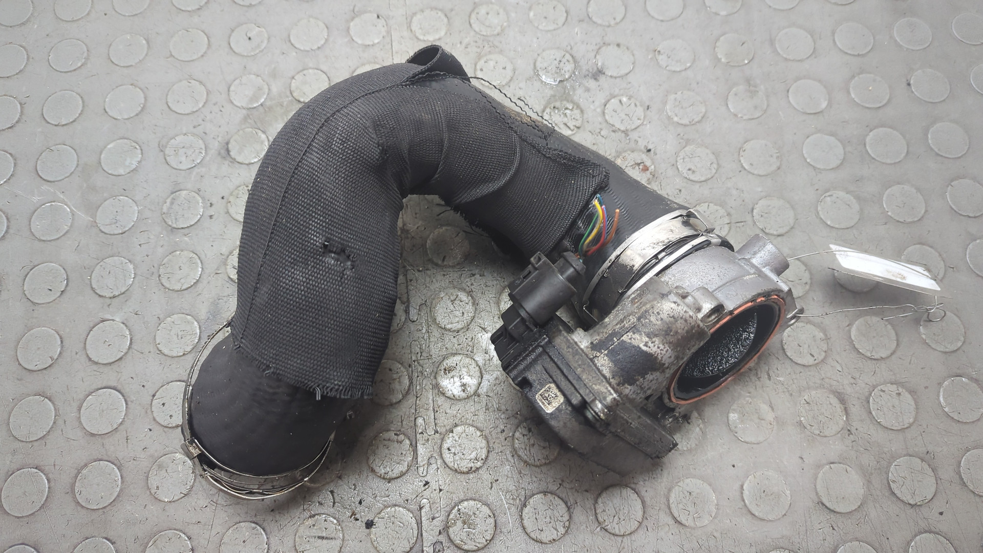 Заслонка дроссельная электрическая