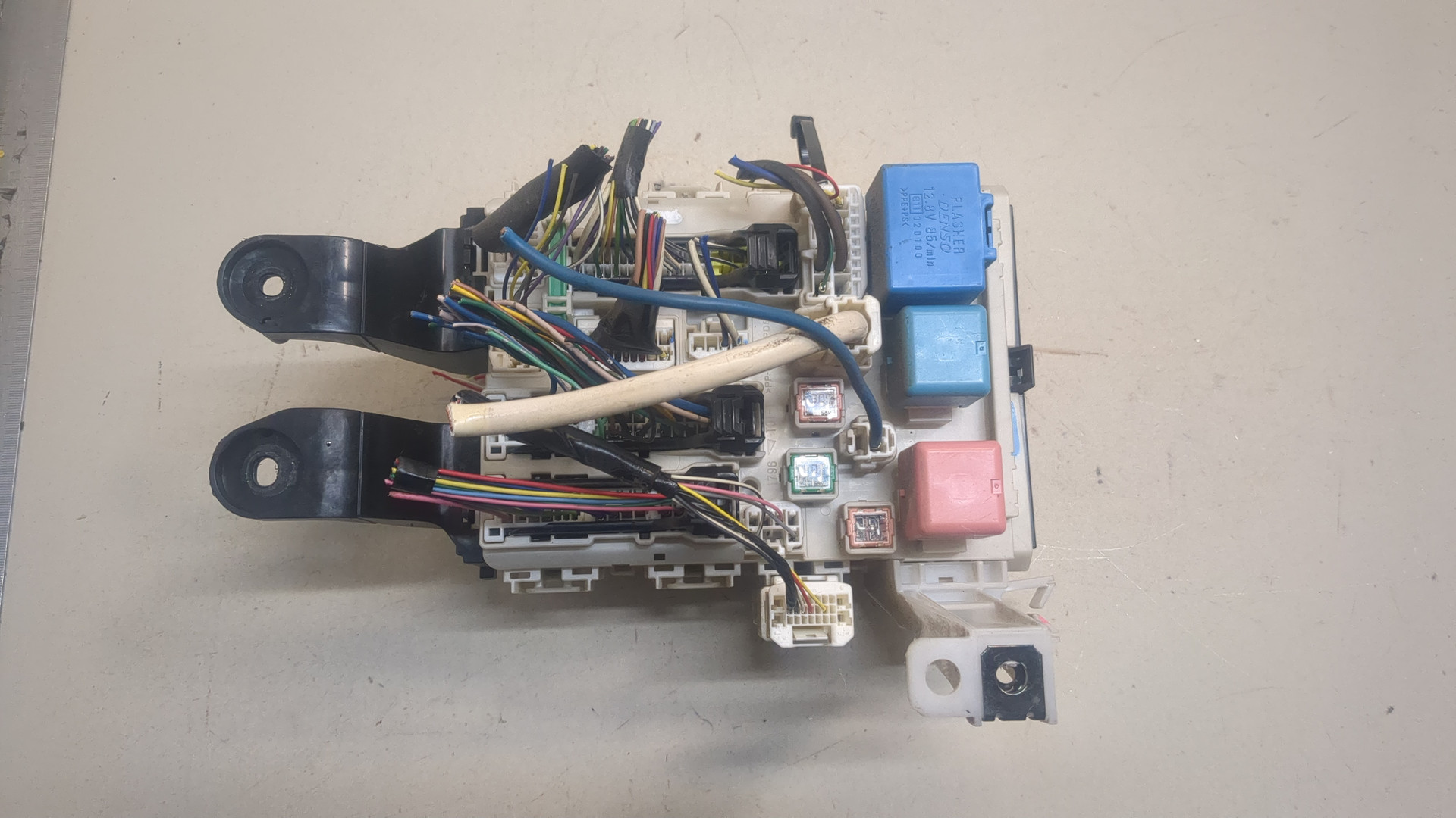 Блок предохранителей