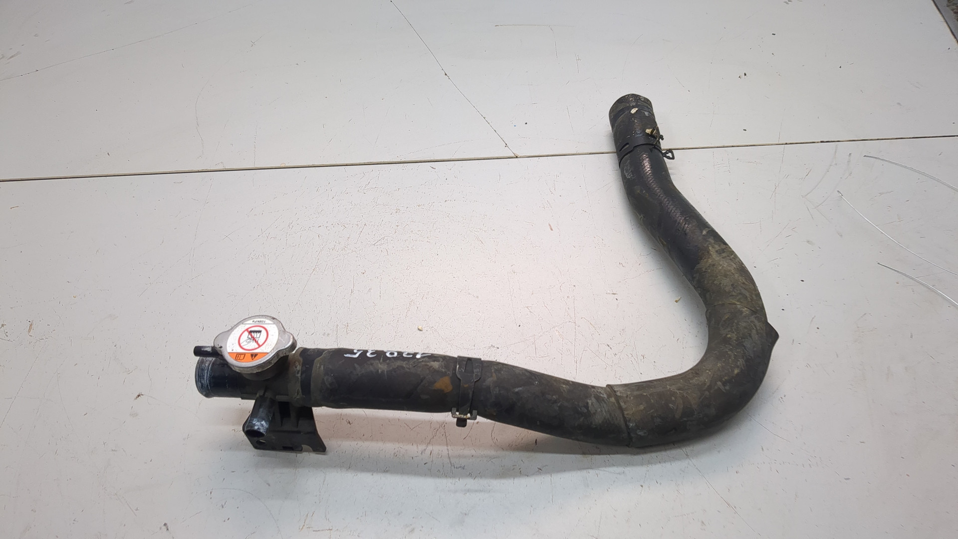 Шланг системы охлаждения