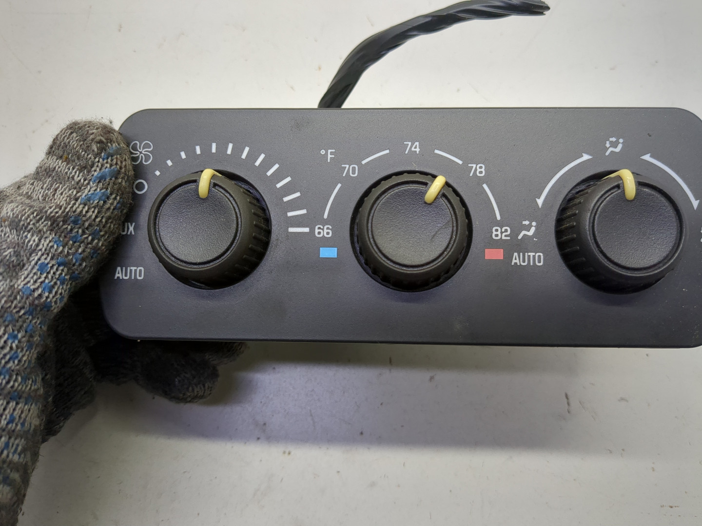 Переключатель отопителя