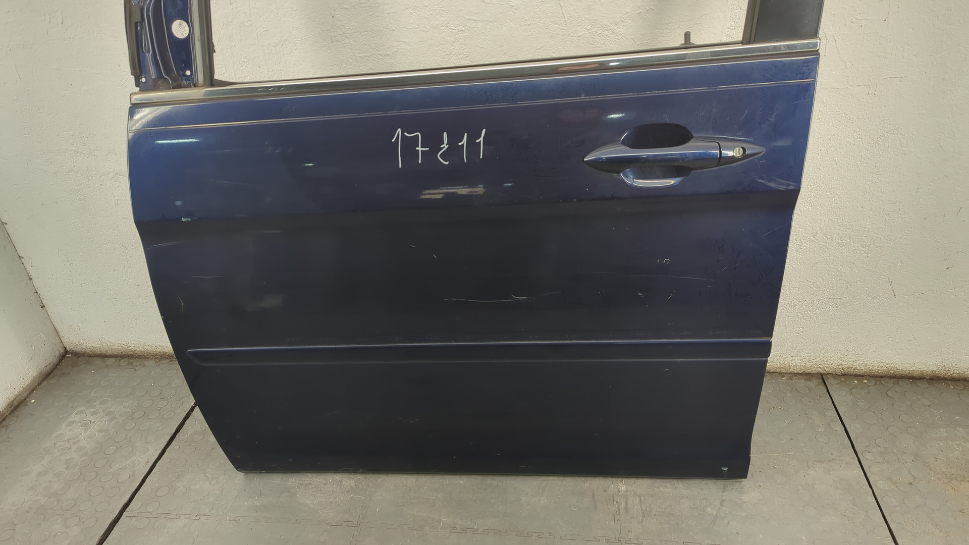 Дверь передняя левая