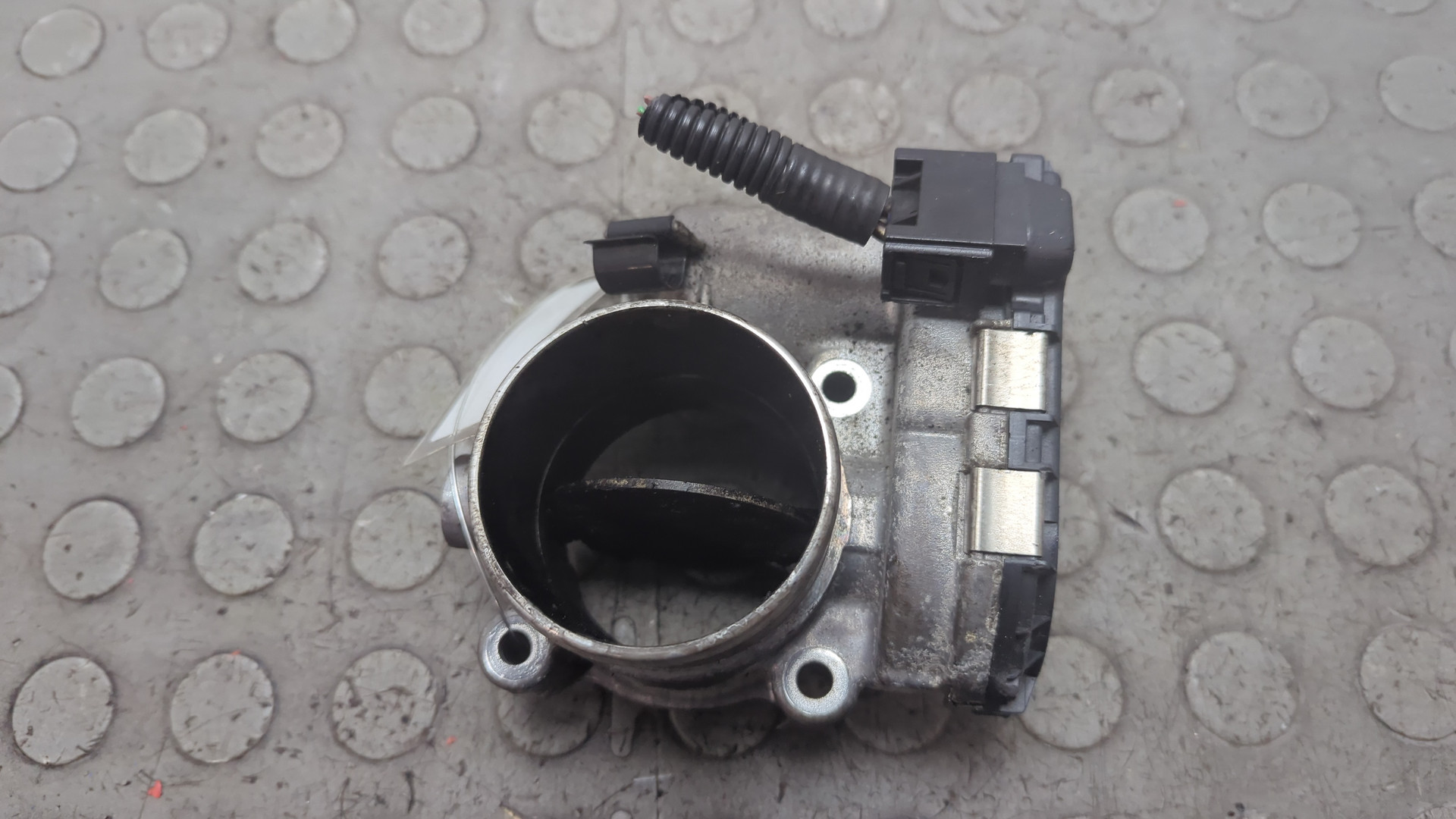 Заслонка дроссельная электрическая