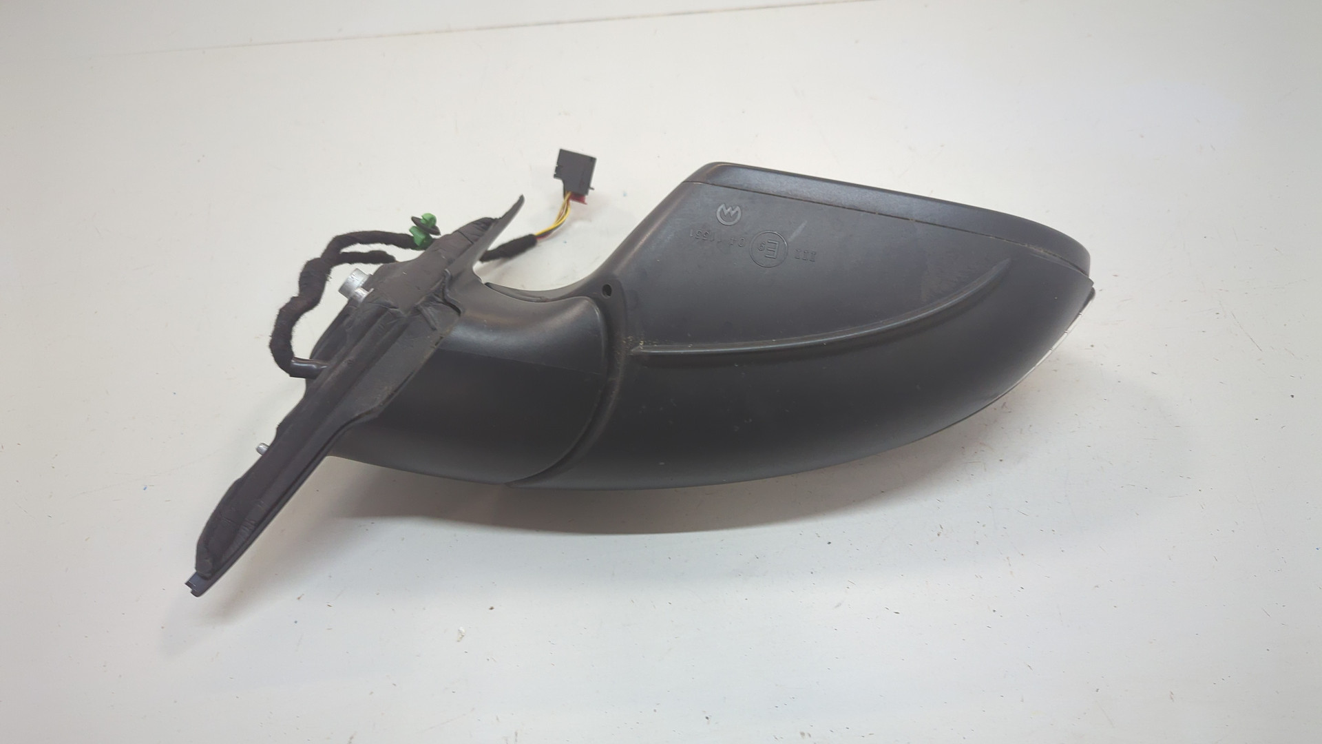 Зеркало правое электрическое