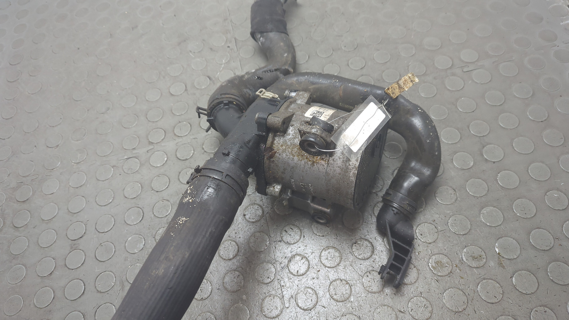 Насос водяной (помпа)