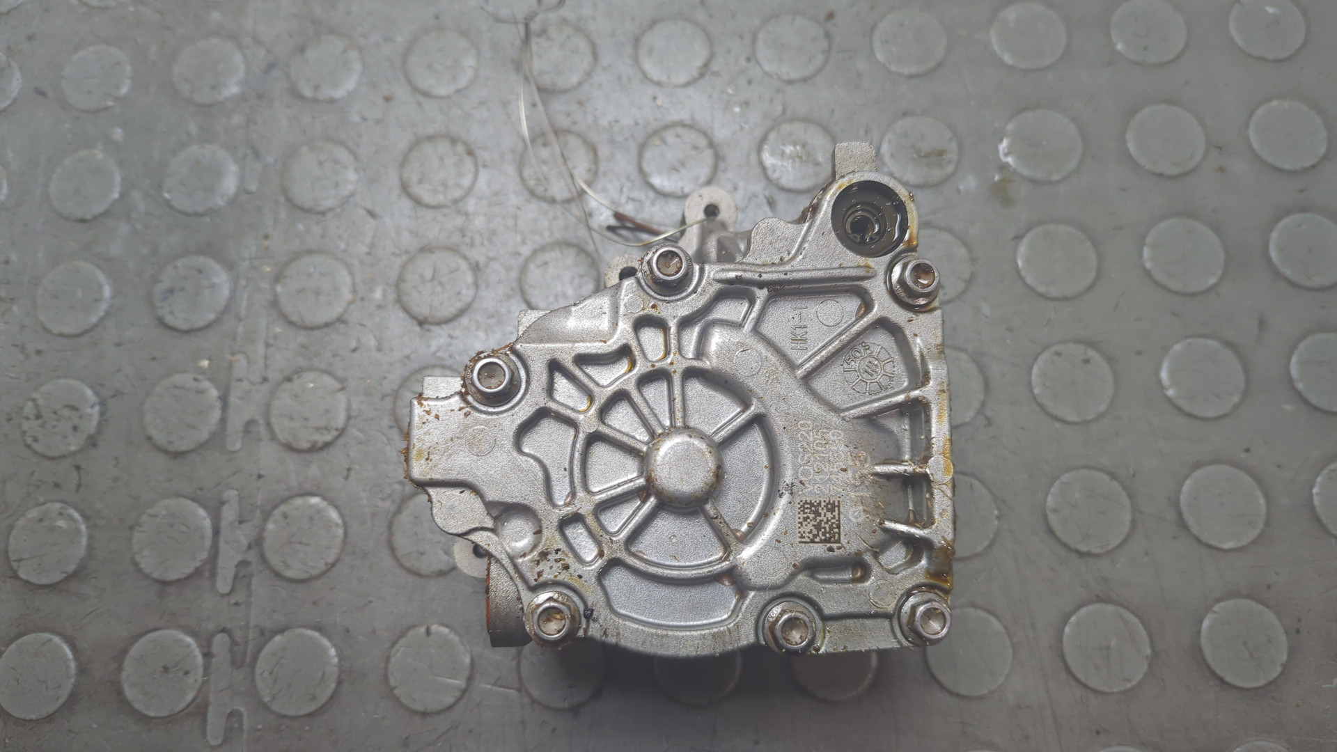 Насос масляный