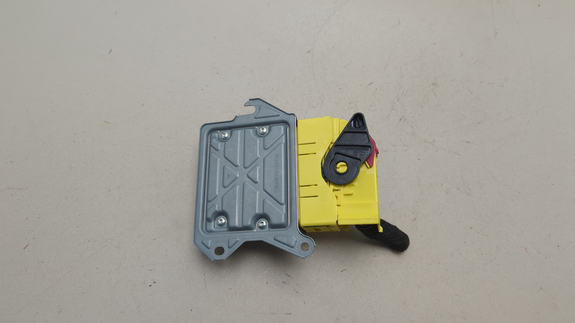 Блок управления подушек безопасности (AIR BAG)