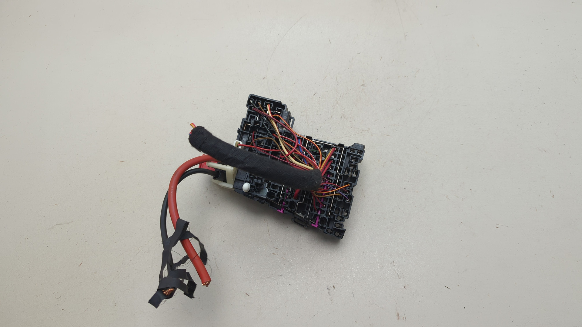 Блок предохранителей