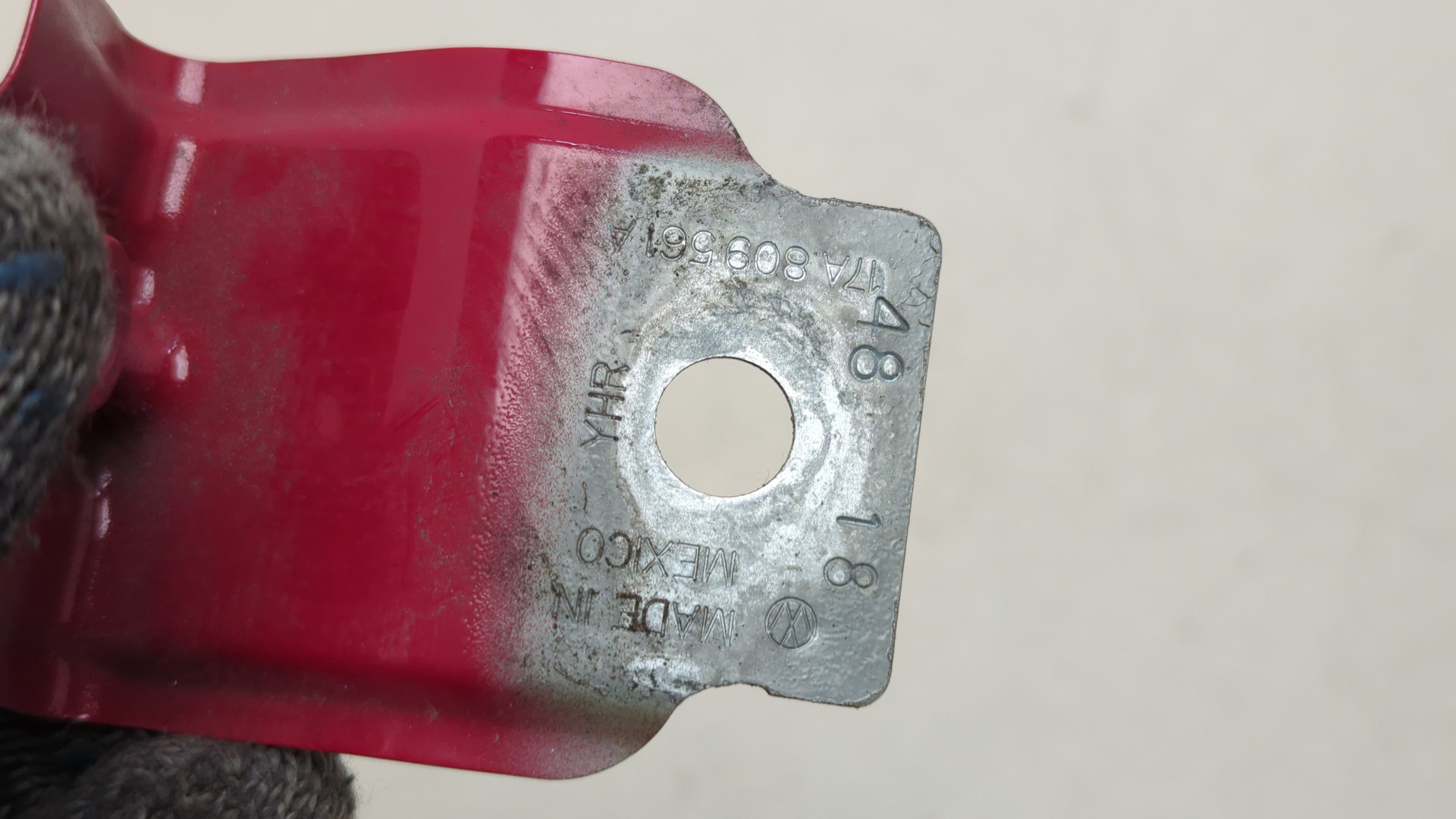 Кронштейн крепления крыла