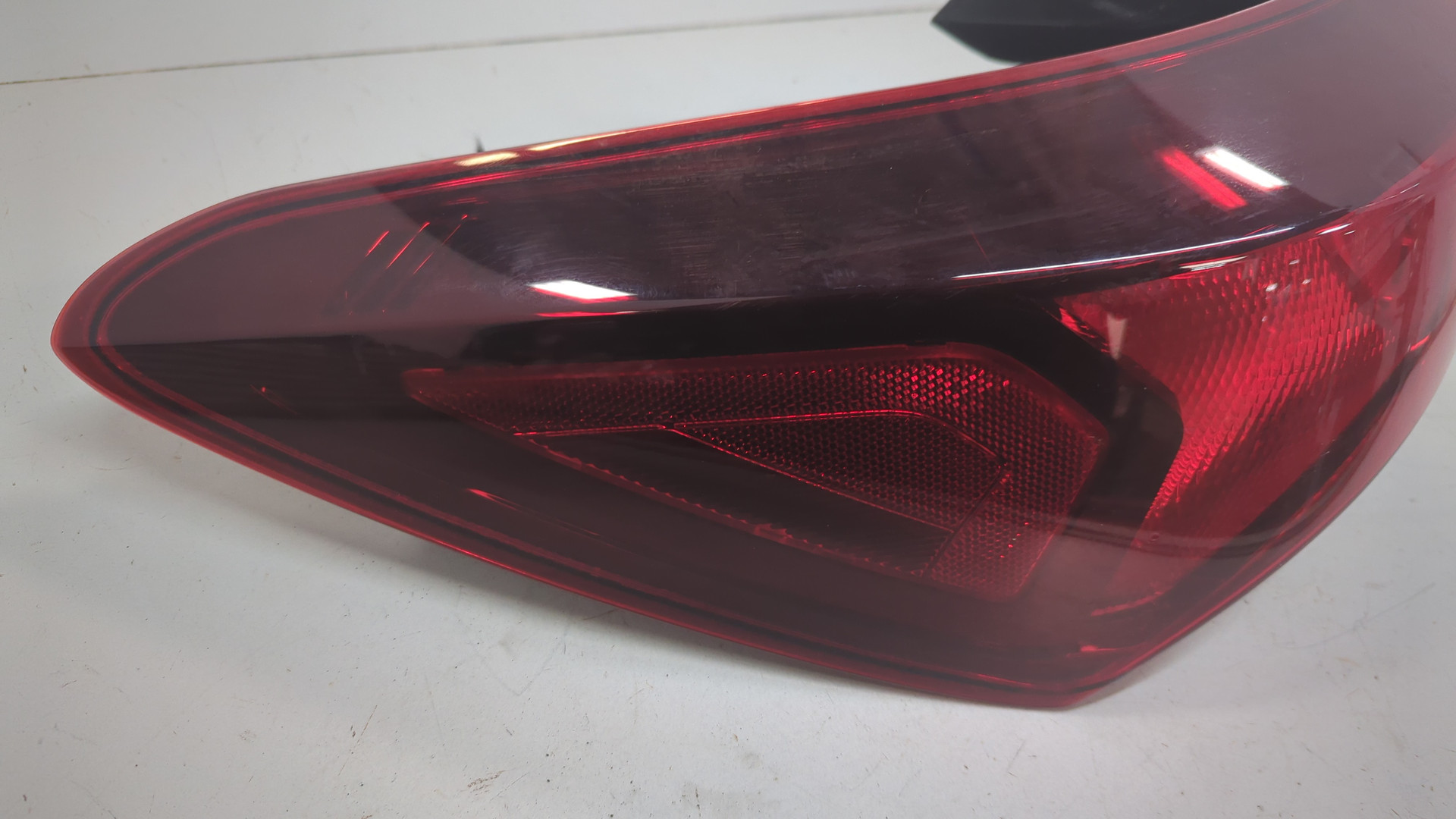 Фонарь задний левый